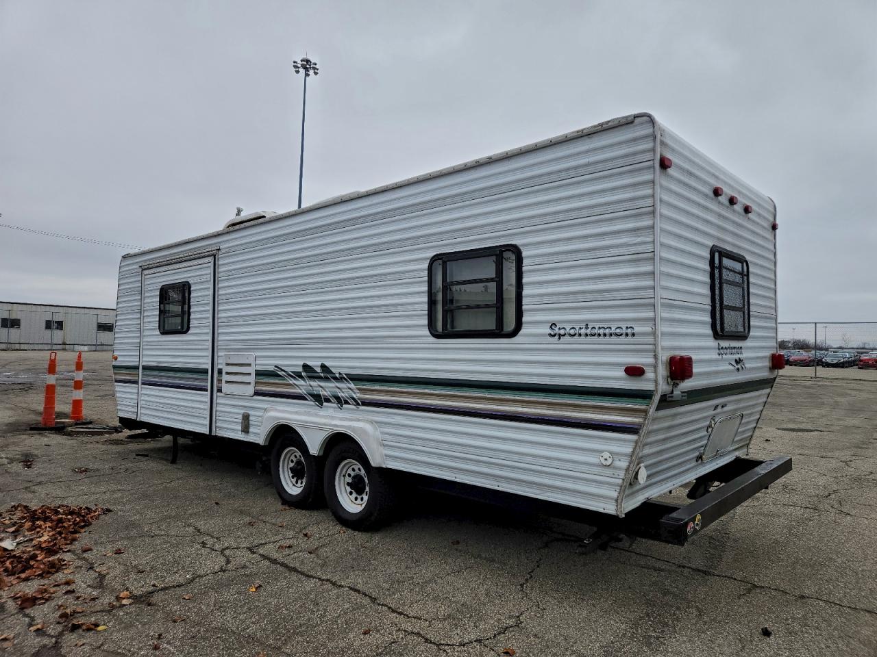 Lot #3302736057 1997 SPORTSMEN TRAVELTRLR