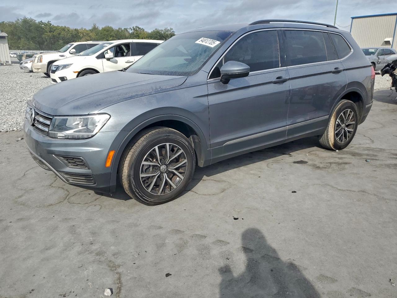 VOLKSWAGEN TIGUAN SE