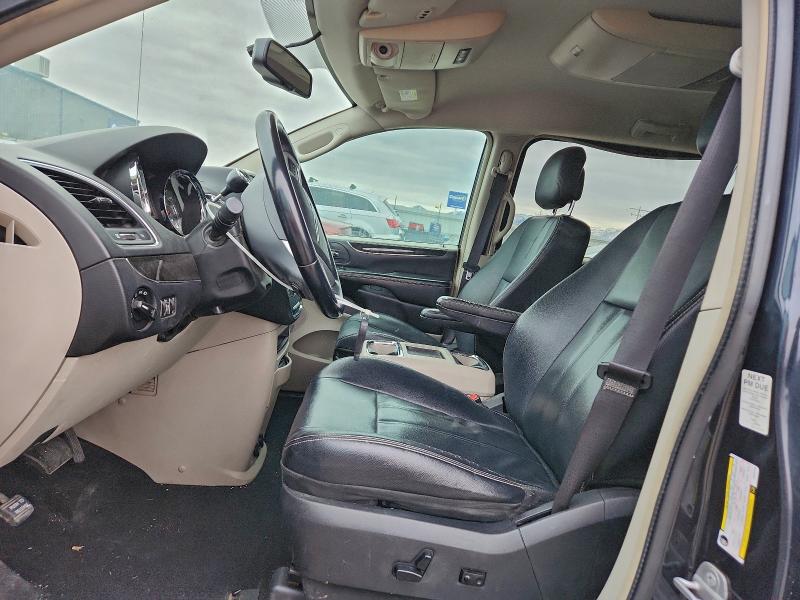 2014 CHRYSLER TOWN & COU #3302756340