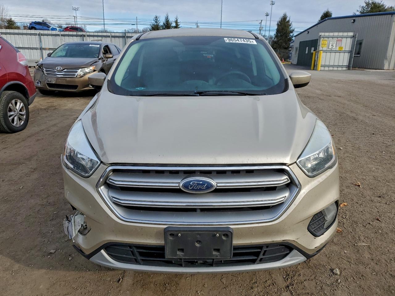 Lot #3312328771 2017 FORD ESCAPE SE
