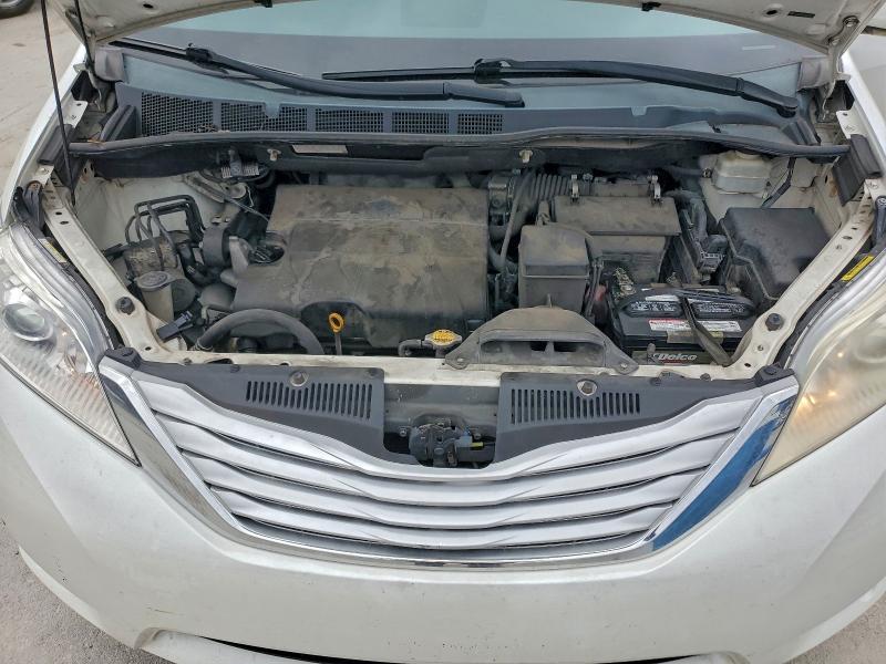 2011 TOYOTA SIENNA XLE #3310515093