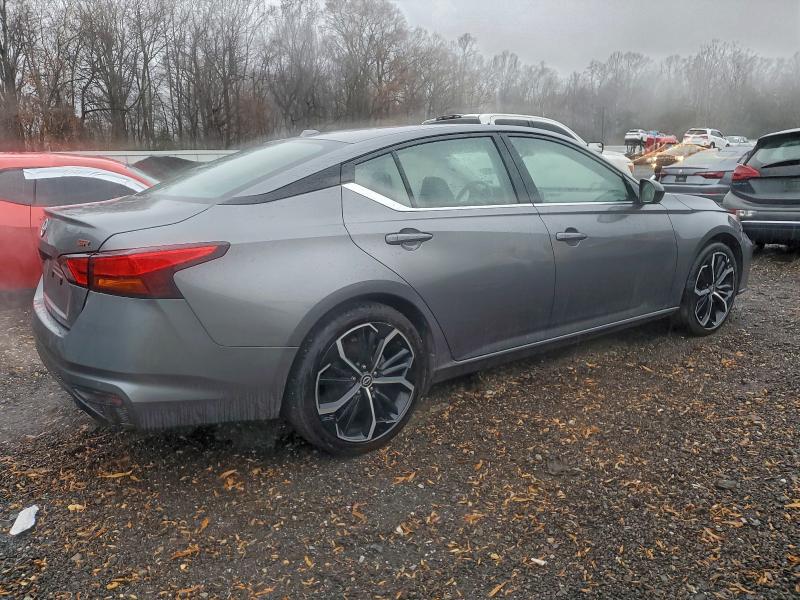 2024 NISSAN ALTIMA SR #3304521446