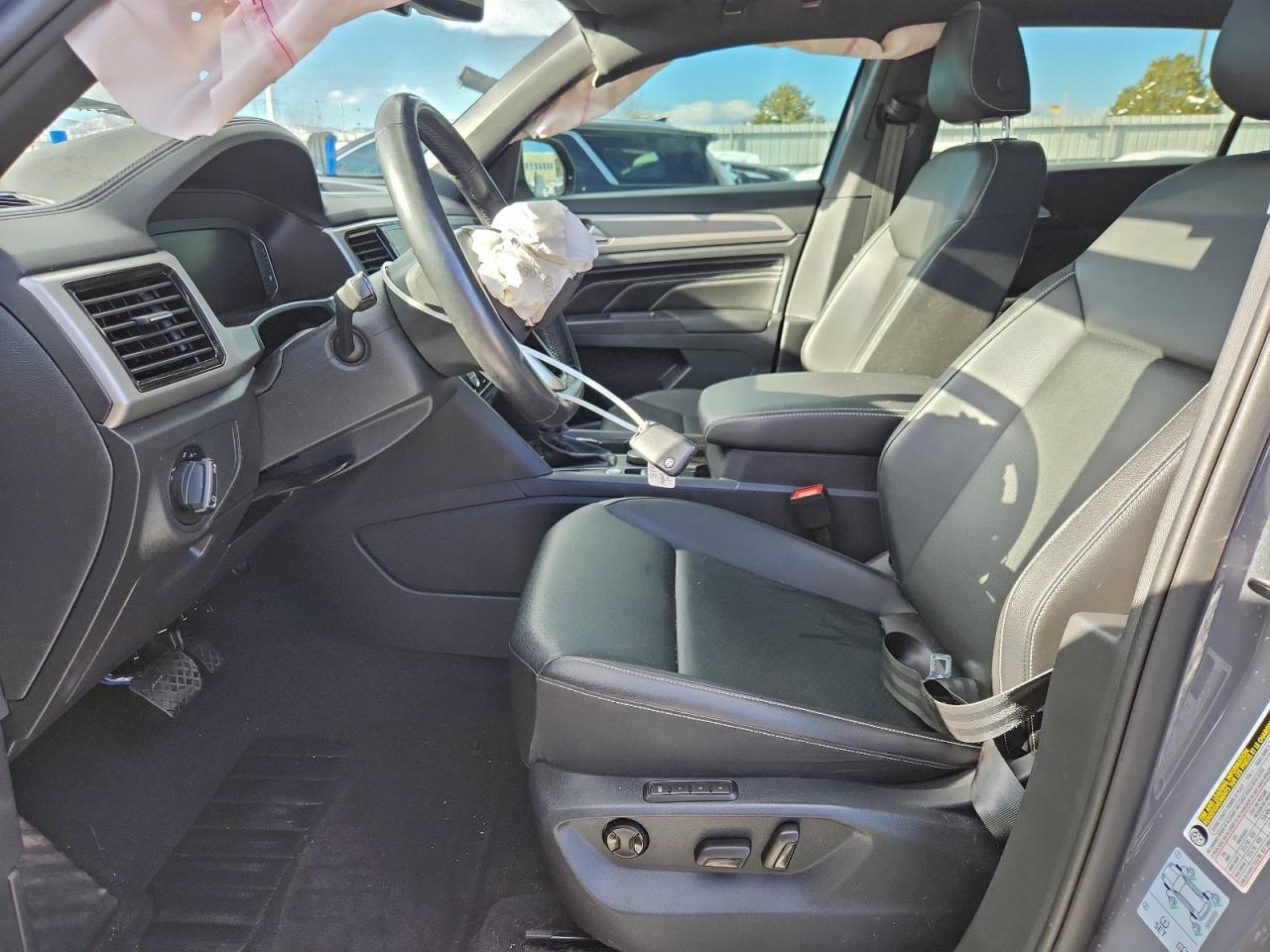 VOLKSWAGEN ATLAS CROSS SPORT SEL