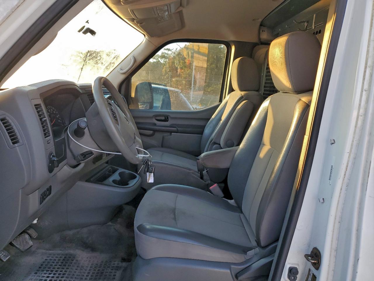 Lot #3317755098 2018 NISSAN NV 1500 S