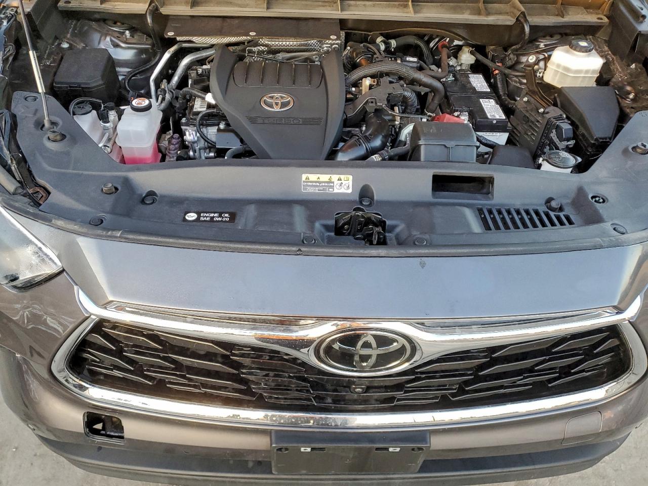 Lot #3312254772 2024 TOYOTA HIGHLANDER