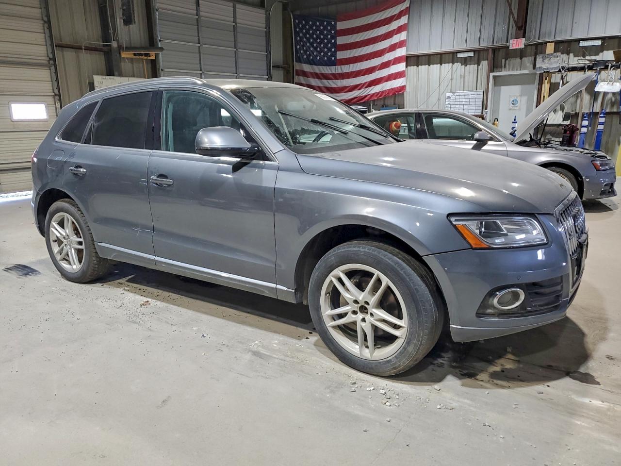 AUDI Q5 PREMIUM PLUS