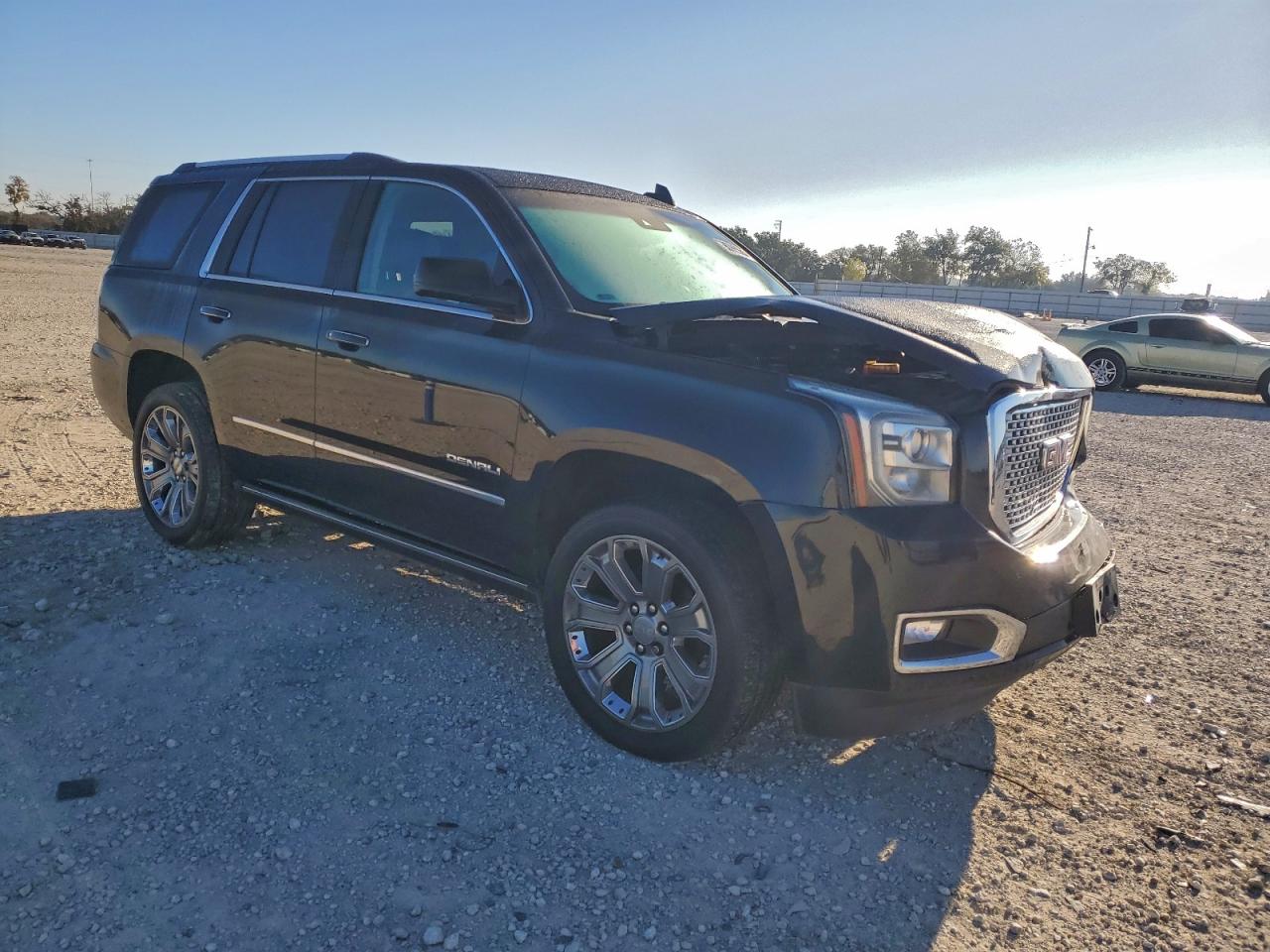 GMC YUKON DENALI