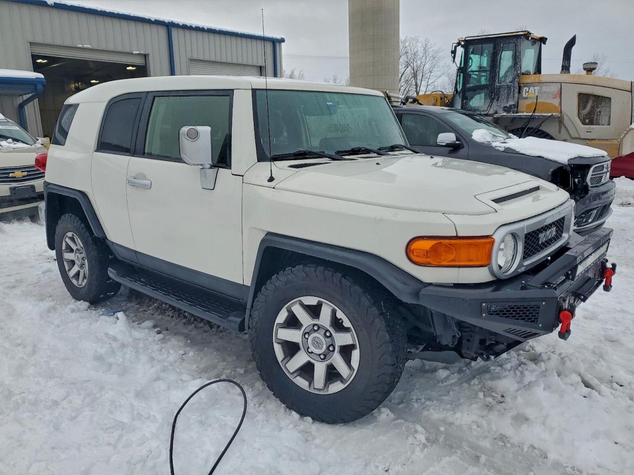 TOYOTA FJ CRUISER
