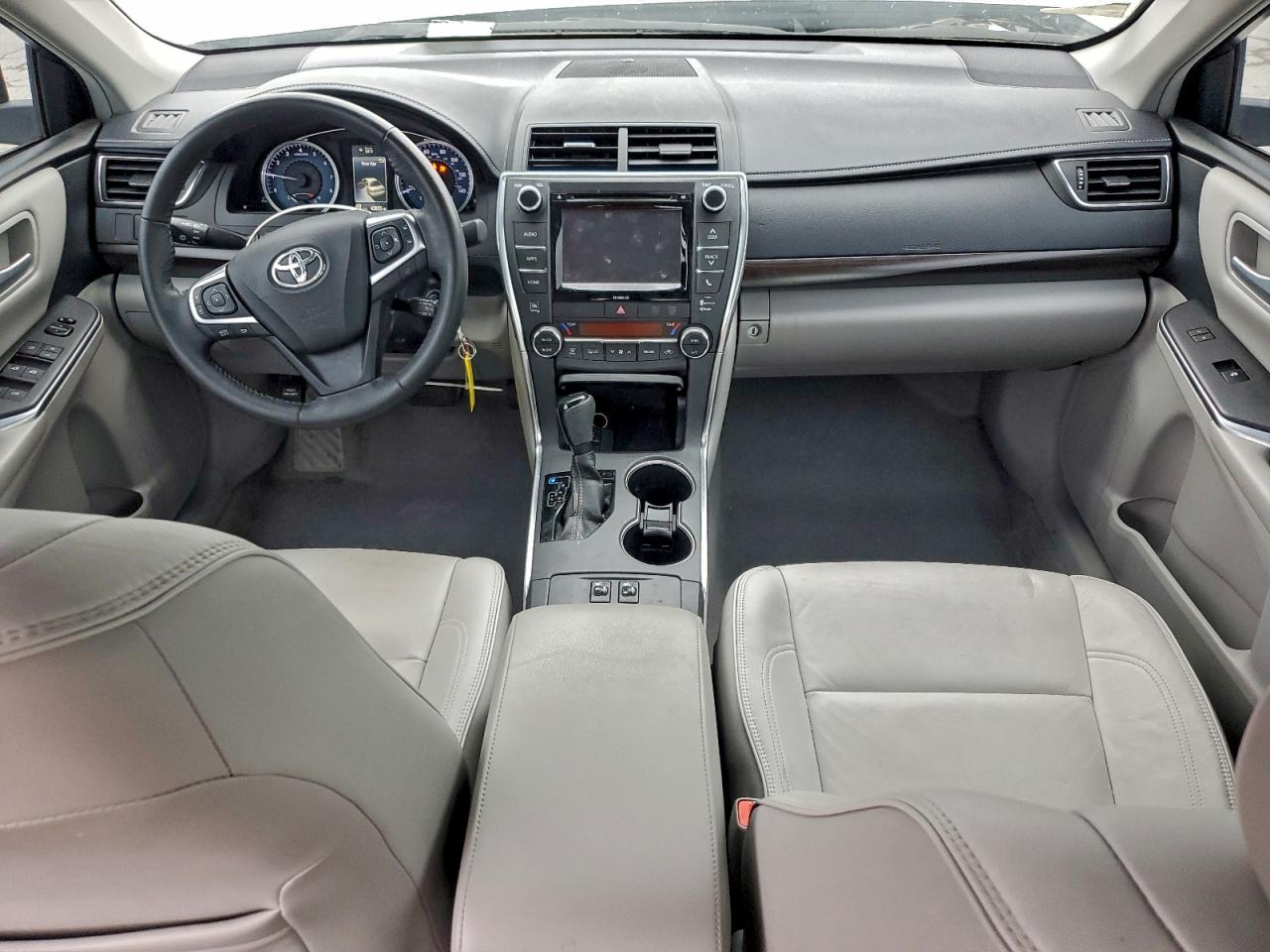 Lot #3309536595 2017 TOYOTA CAMRY LE