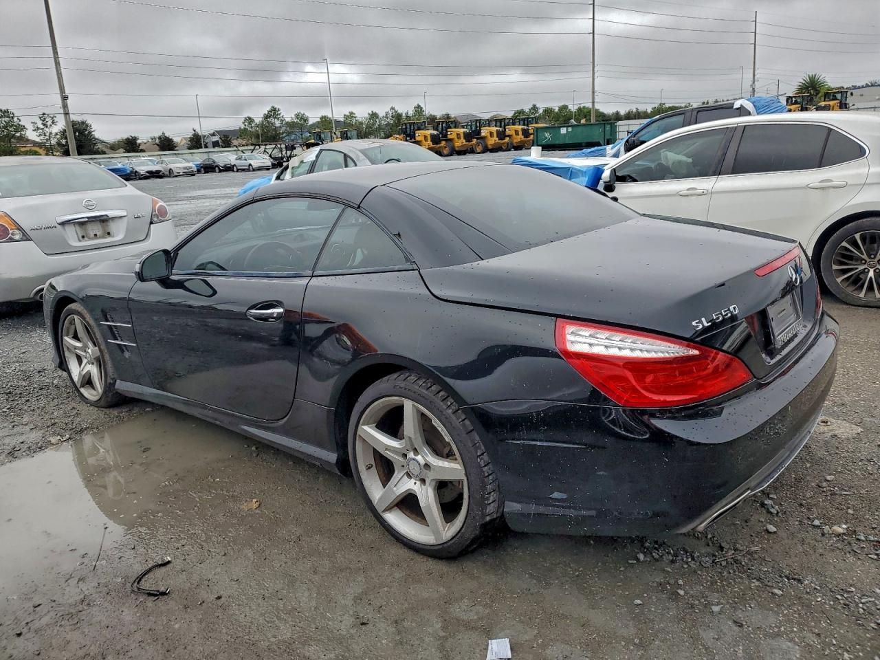 MERCEDES-BENZ SL-CLASS 550