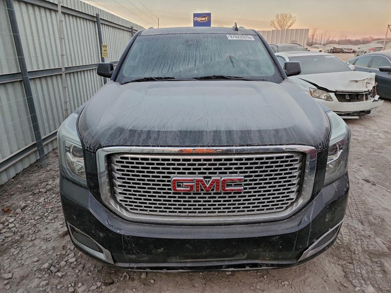 Lot #3317741074 2015 GMC YUKON DENA