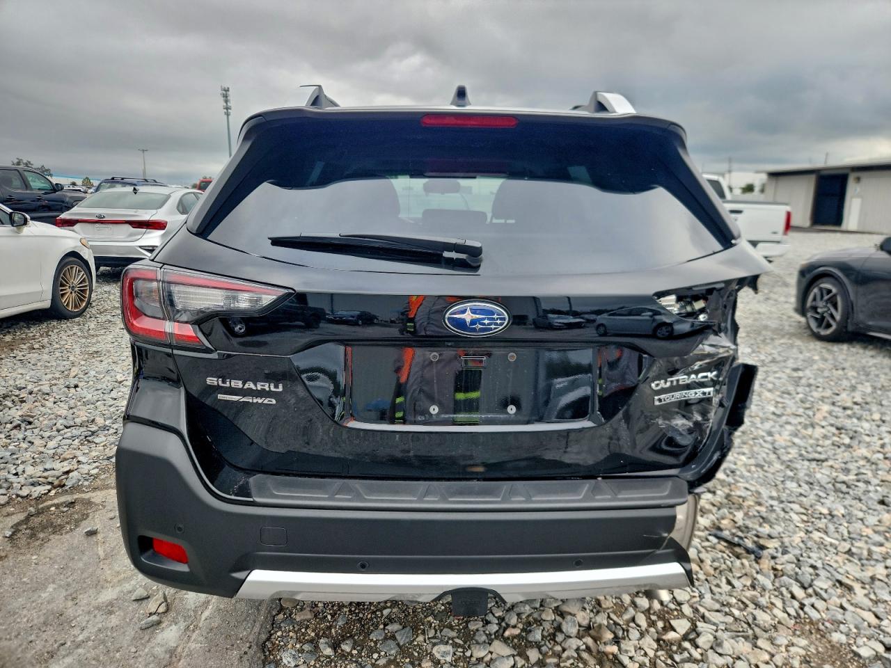 SUBARU OUTBACK TOURING