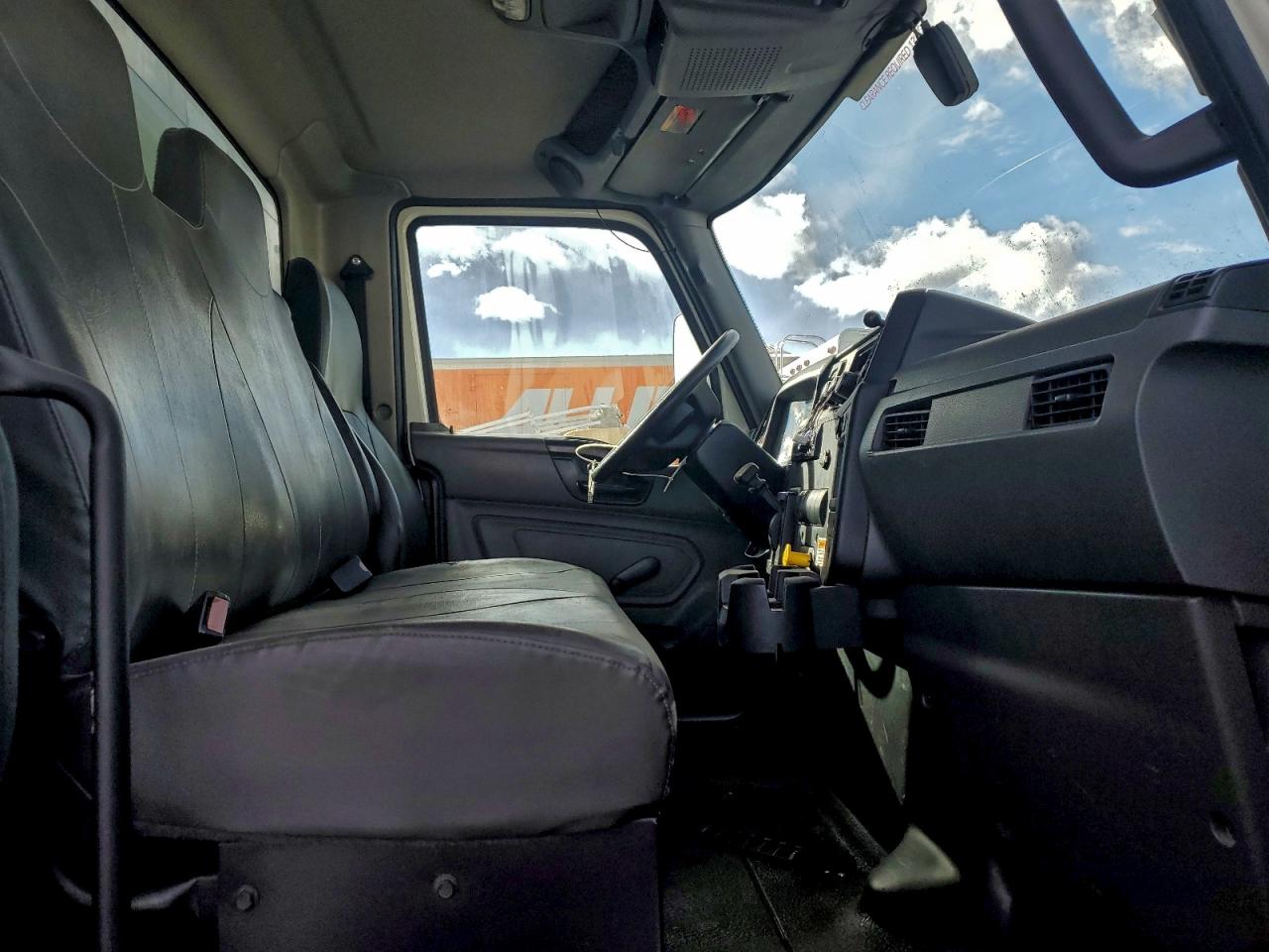 Lot #3319074256 2021 INTERNATIONAL MV607