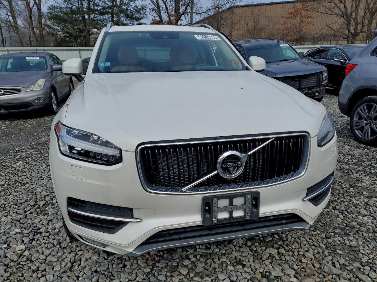 VOLVO XC90 T6