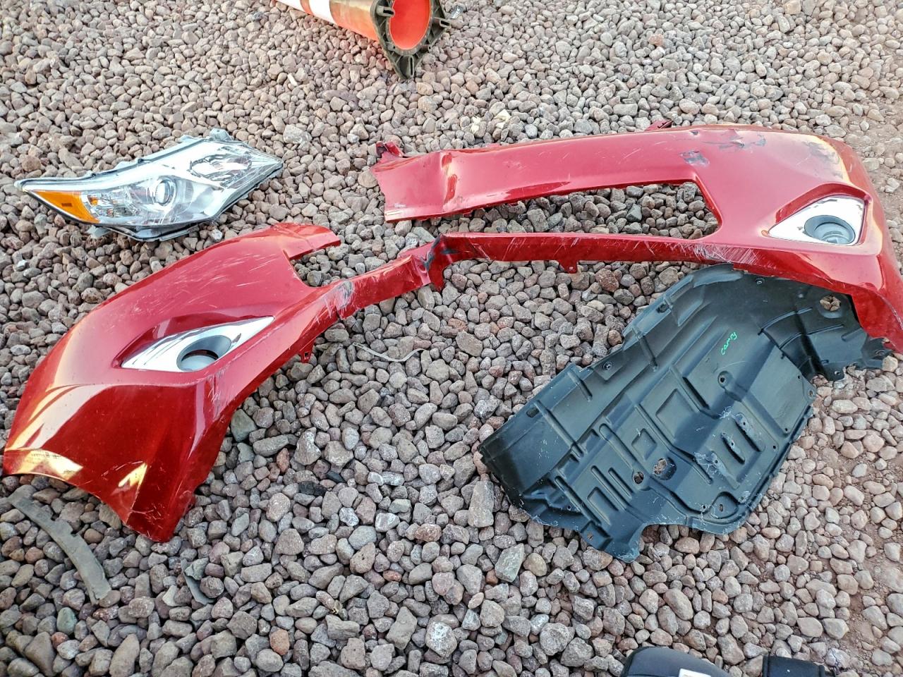 Lot #3317831224 2013 TOYOTA CAMRY HYBR