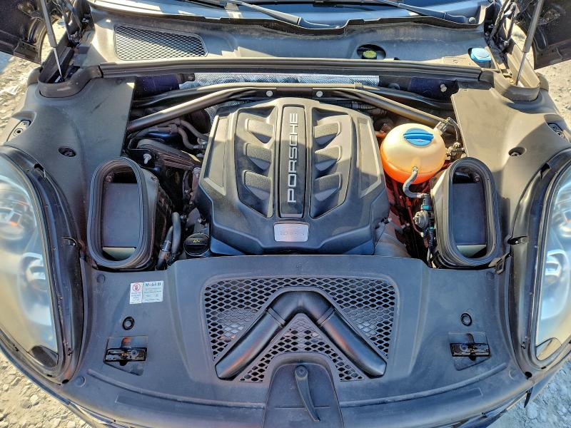 2016 PORSCHE MACAN S #3317807095