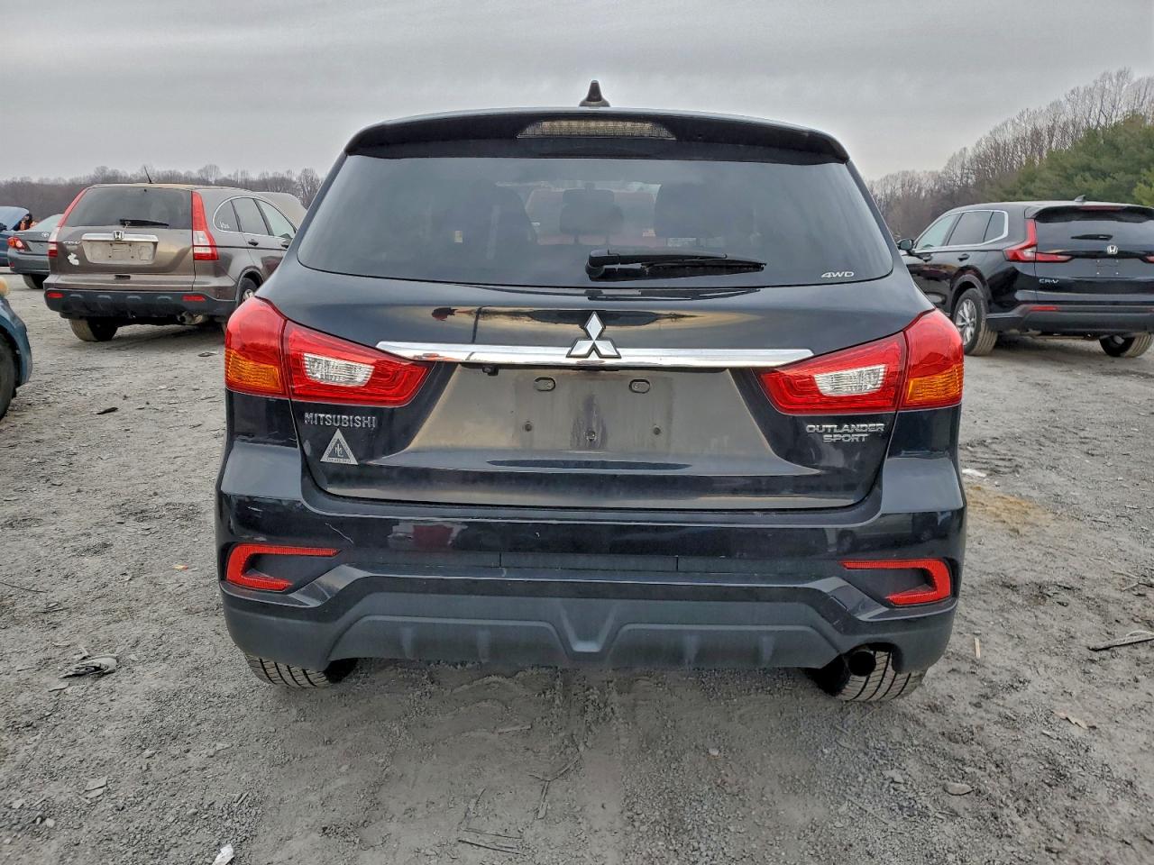 MITSUBISHI OUTLANDER ES