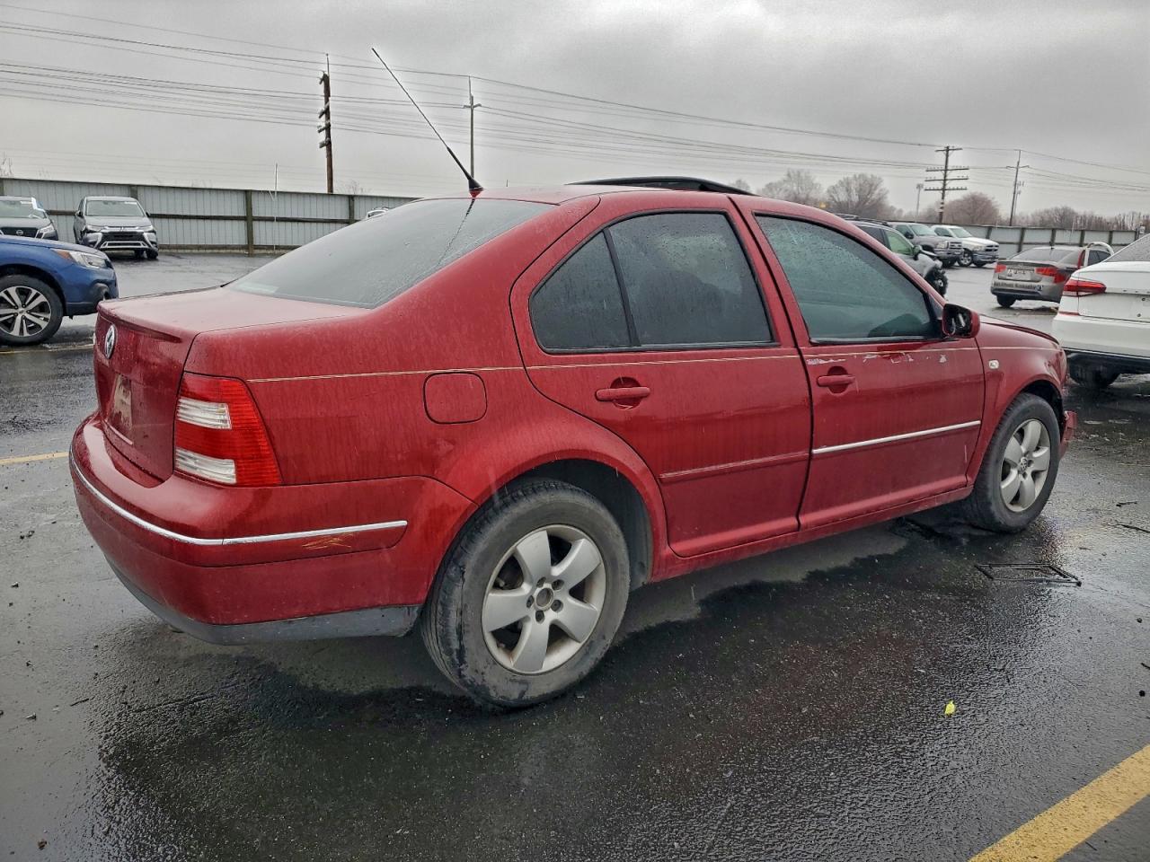 Lot #3311663225 2004 VOLKSWAGEN JETTA GLS