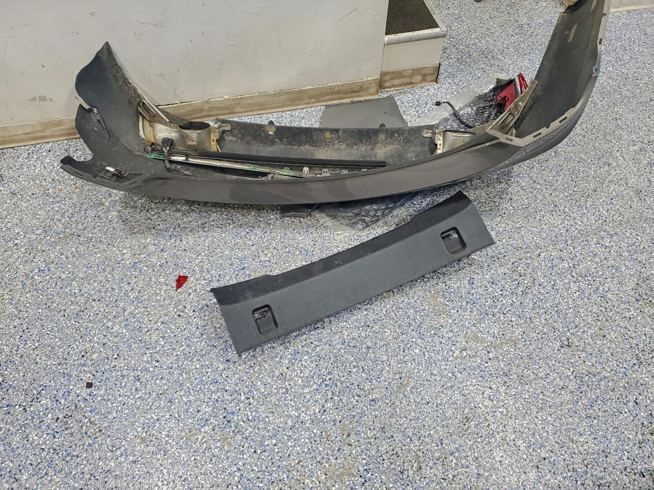 Lot #3309312016 2017 BUICK LACROSSE E