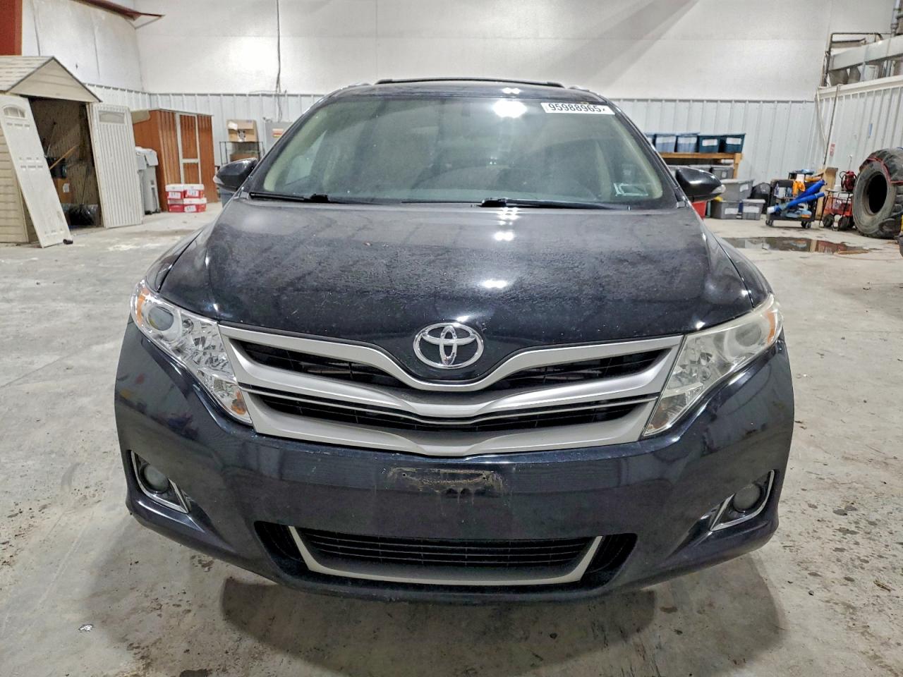 TOYOTA VENZA LE