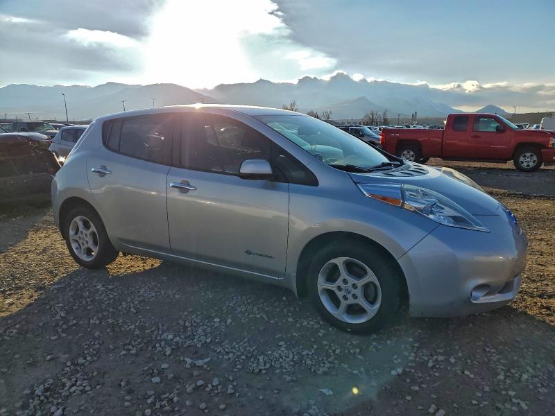2013 NISSAN LEAF S #3306875900