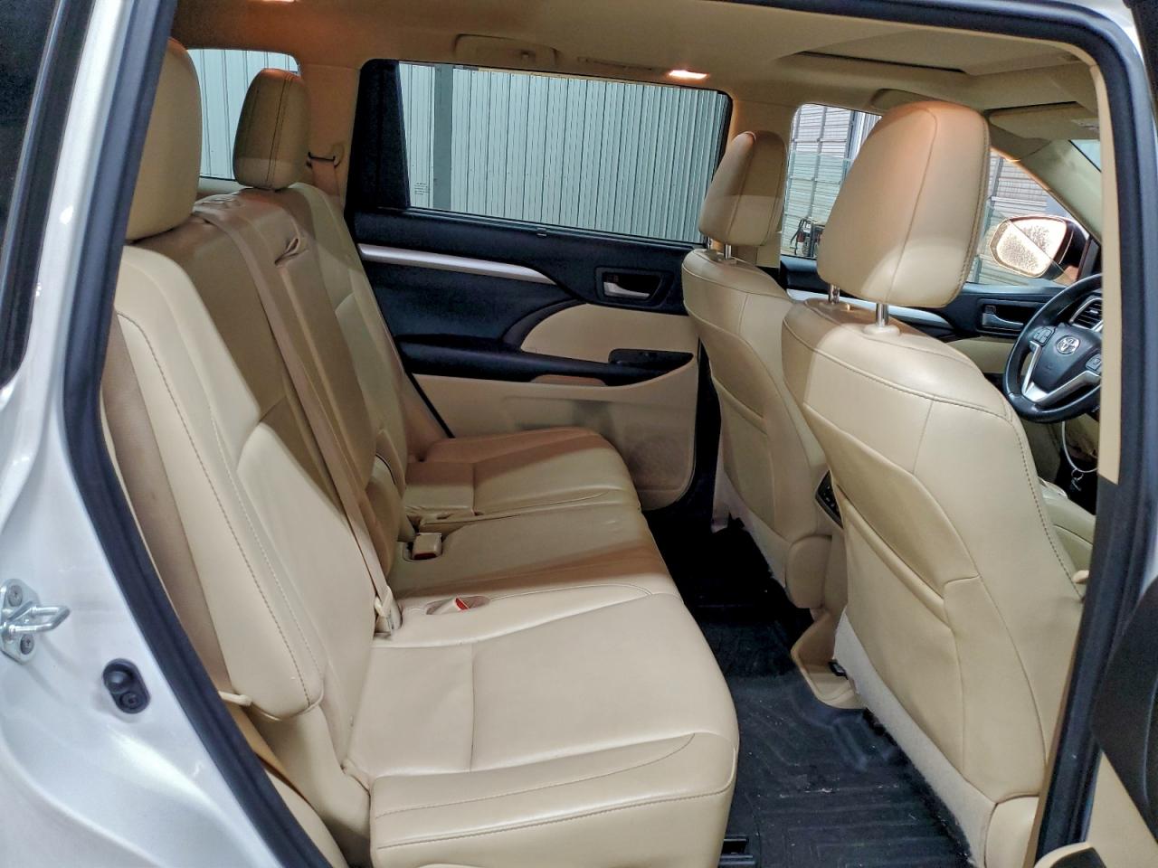 TOYOTA HIGHLANDER XLE