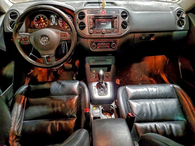 2011 VOLKSWAGEN TIGUAN S #3311528264