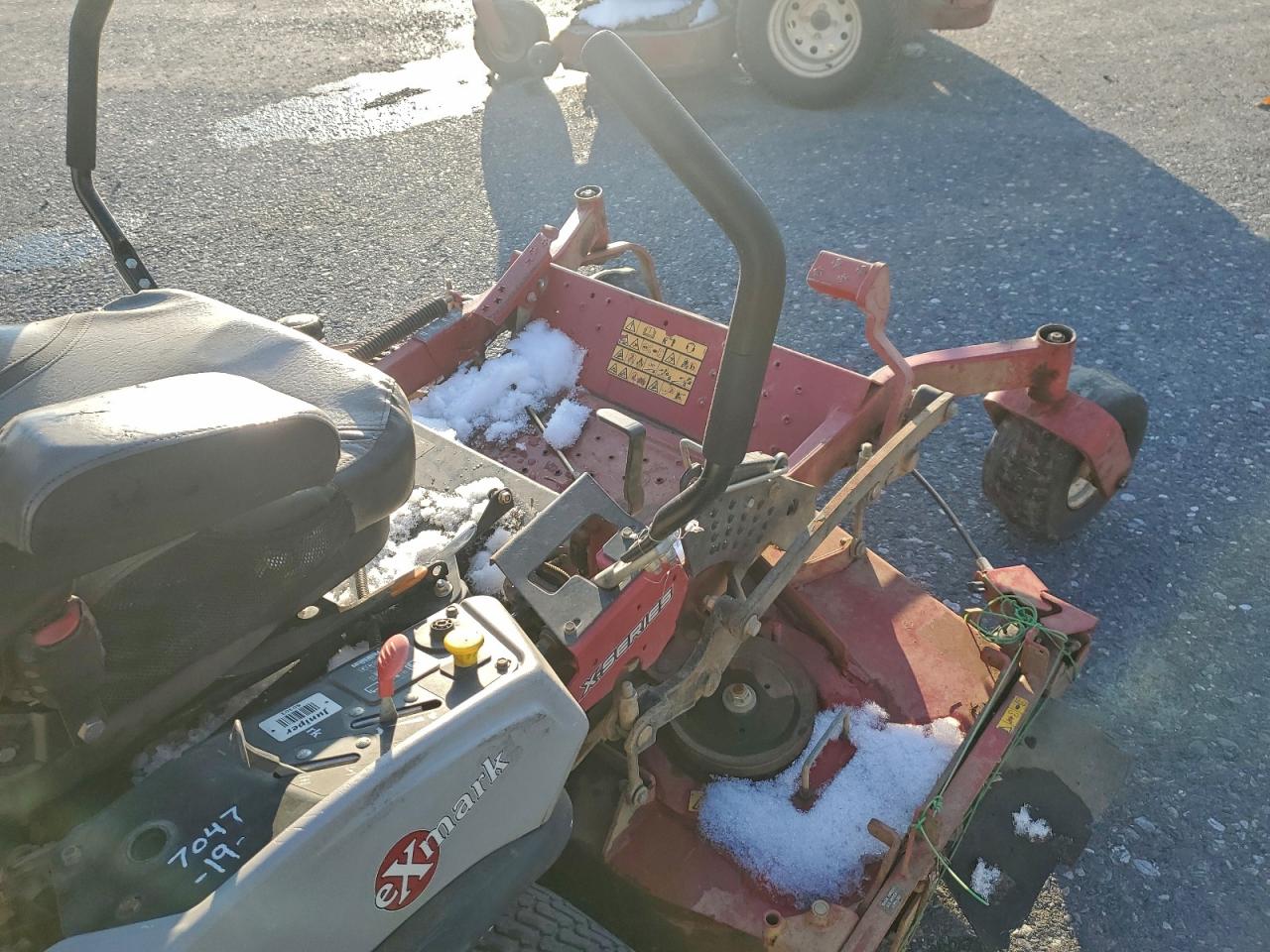 Lot #3305345311 2020 EXMARK ZERO TURN