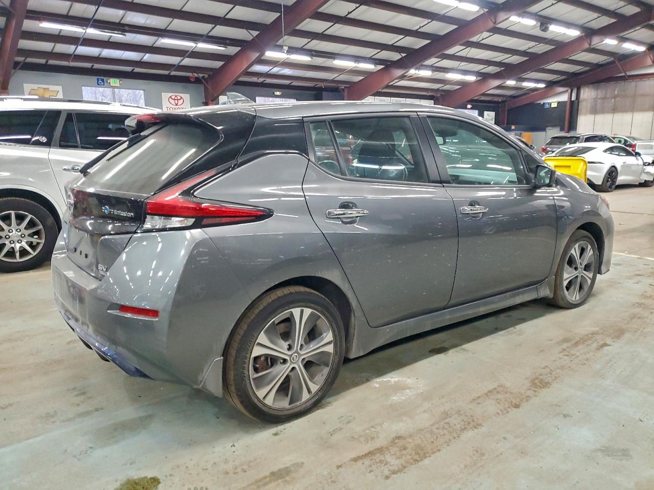 NISSAN LEAF SV PLUS