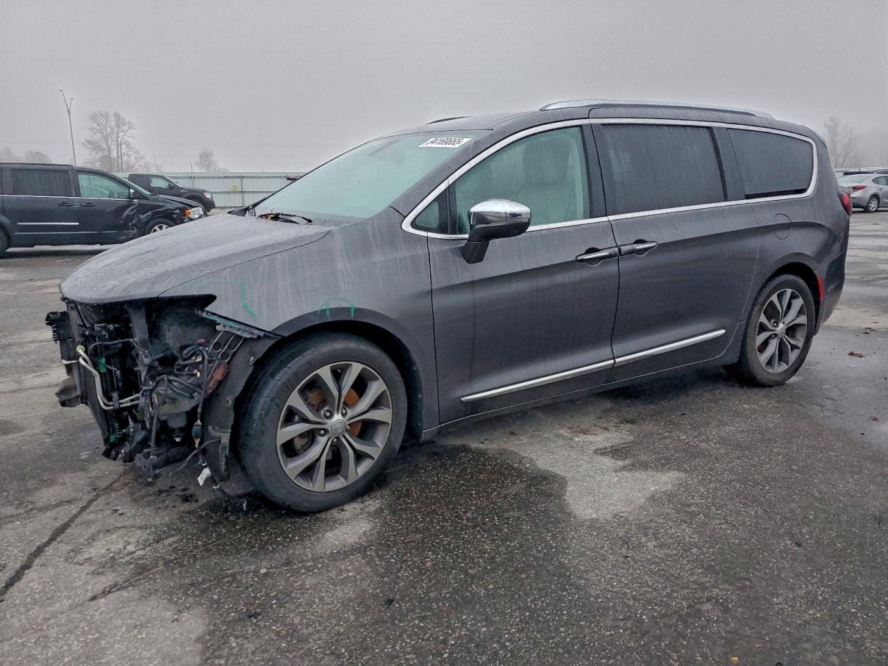 CHRYSLER PACIFICA LIMITED