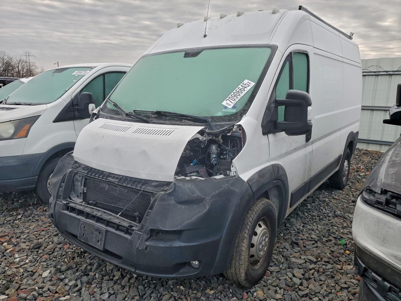 RAM PROMASTER 1500 HIGH