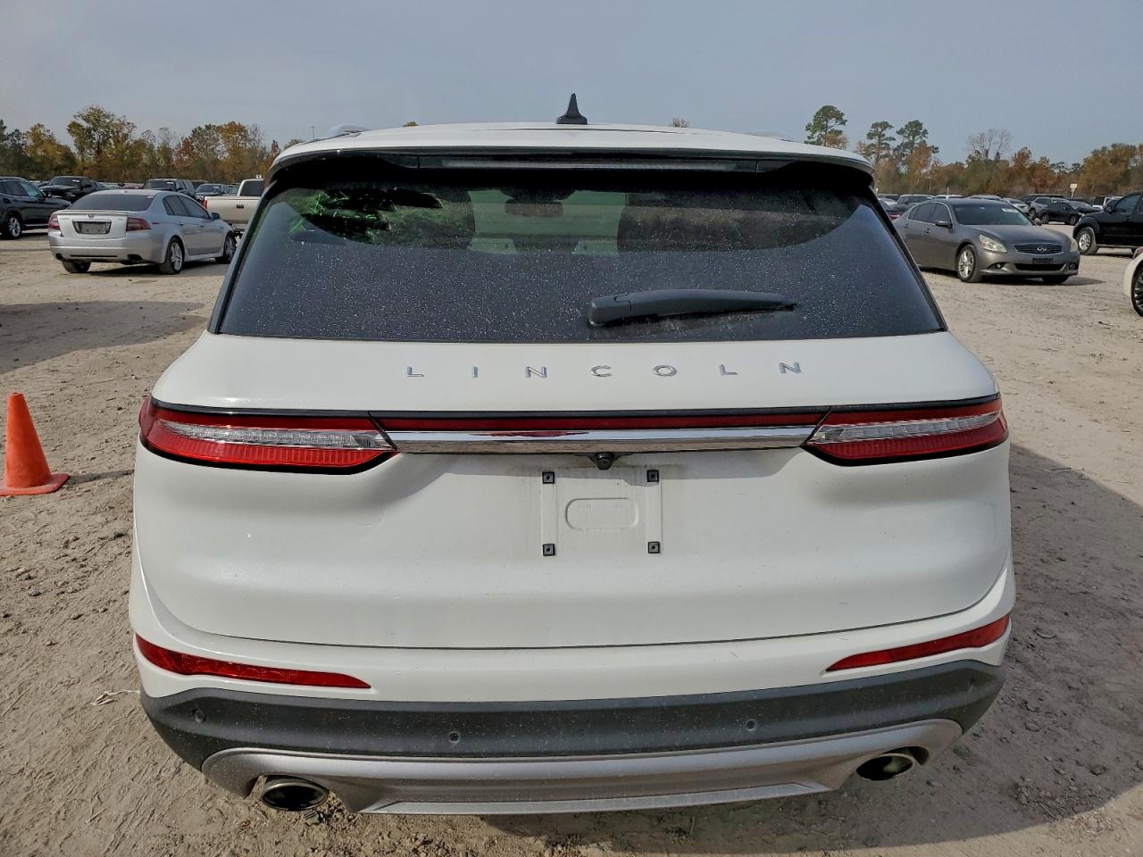 Lot #3318022401 2020 LINCOLN CORSAIR