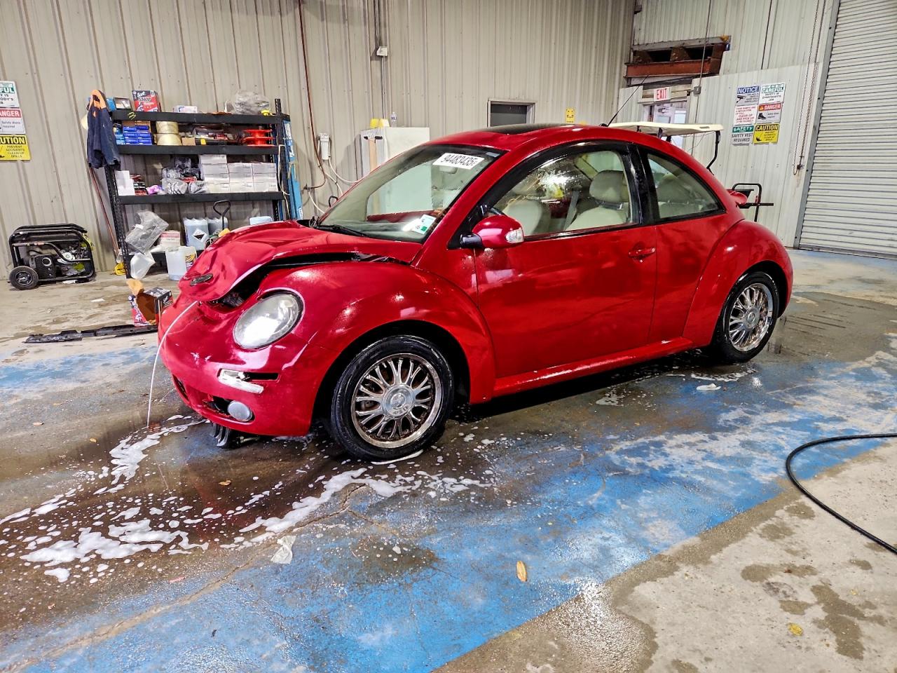 VOLKSWAGEN BEETLE NEW BEETLE