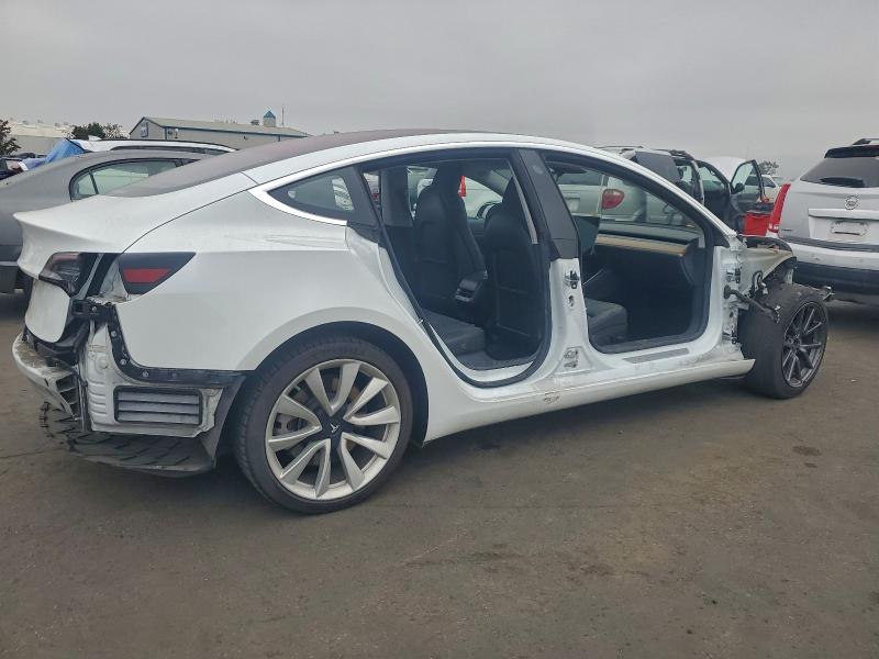 2018 TESLA MODEL 3 #3304653032