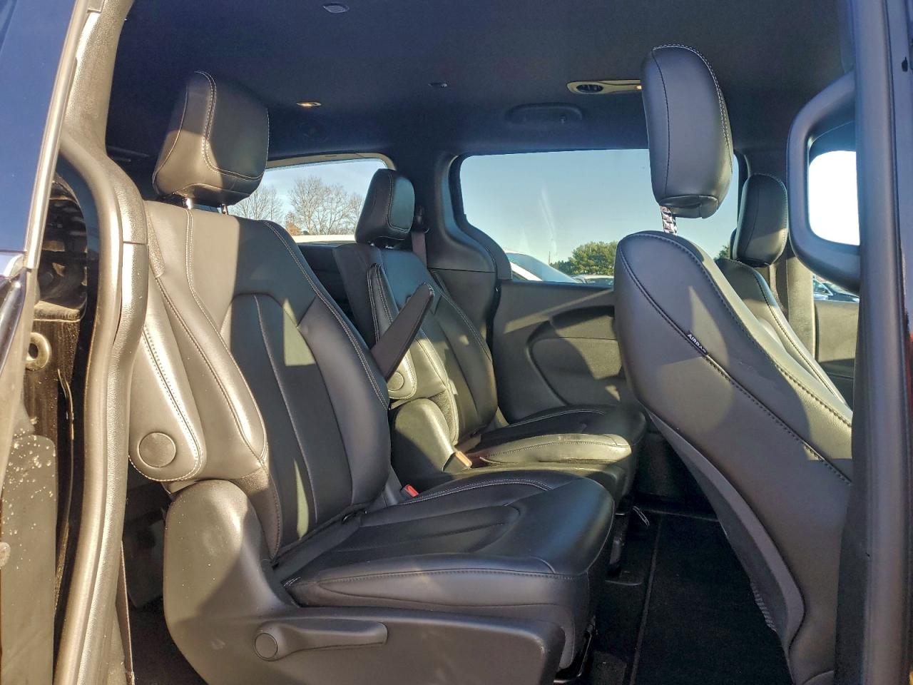 CHRYSLER PACIFICA HYBRID SELECT