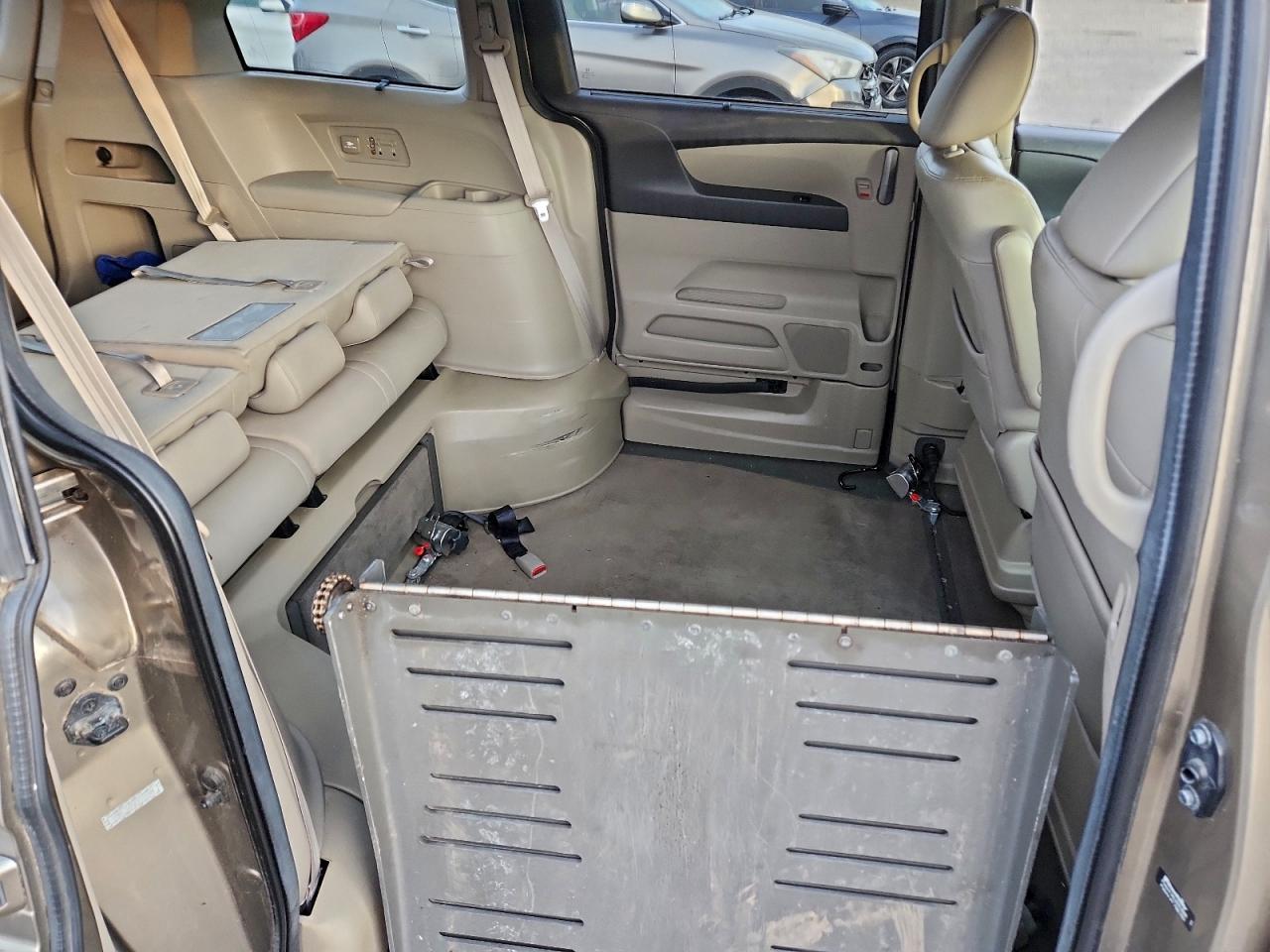 HONDA ODYSSEY TOURING