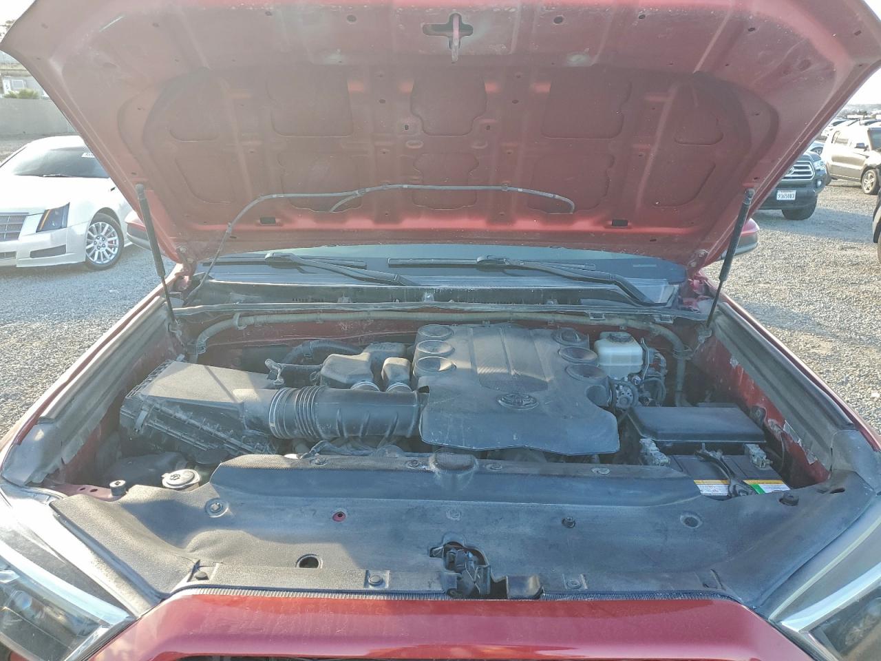 TOYOTA 4RUNNER SR5/SR5 PREMIUM