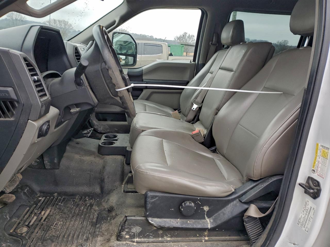 FORD F-250 SUPER DUTY