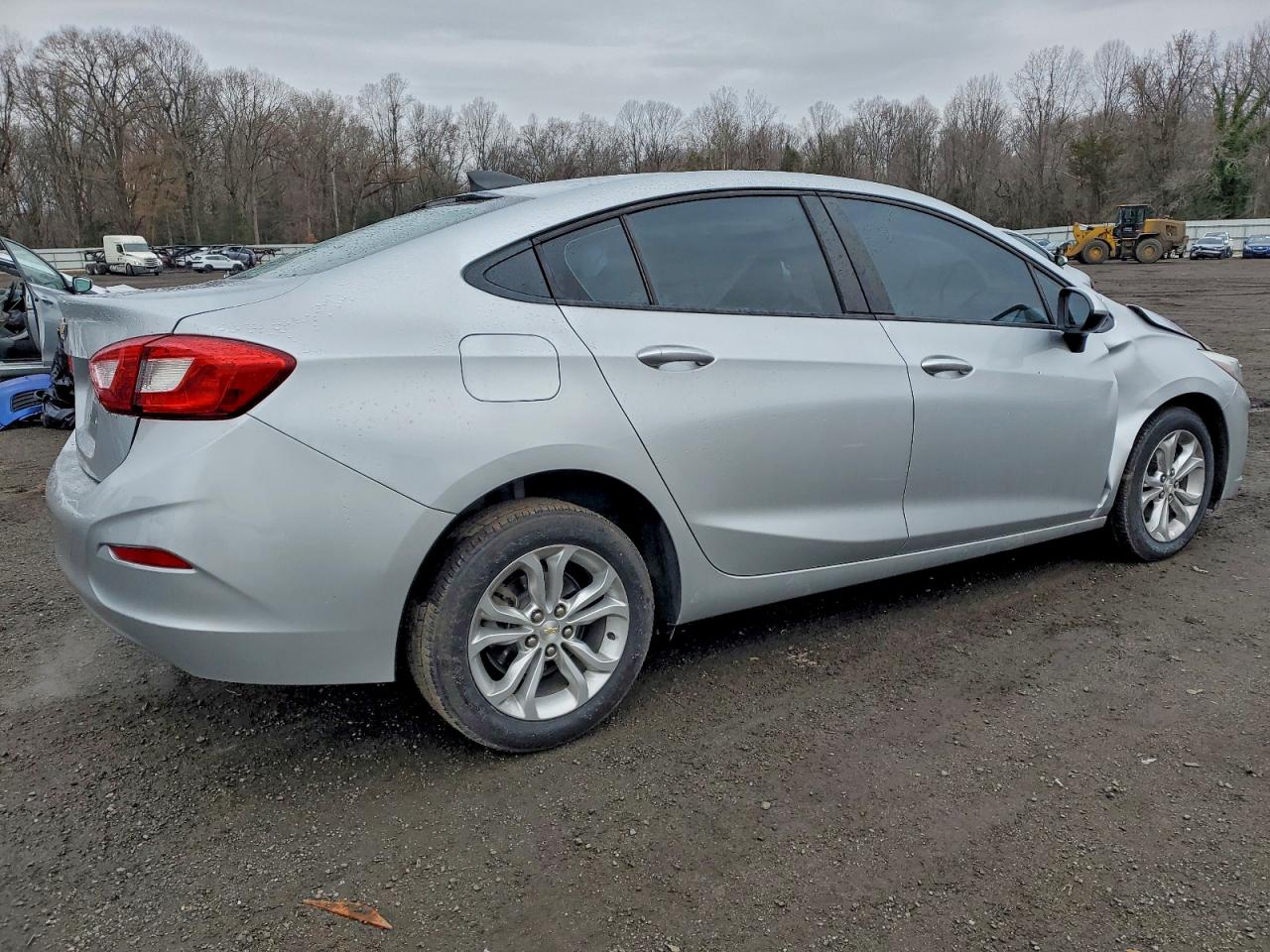 Lot #3311467256 2019 CHEVROLET CRUZE LS