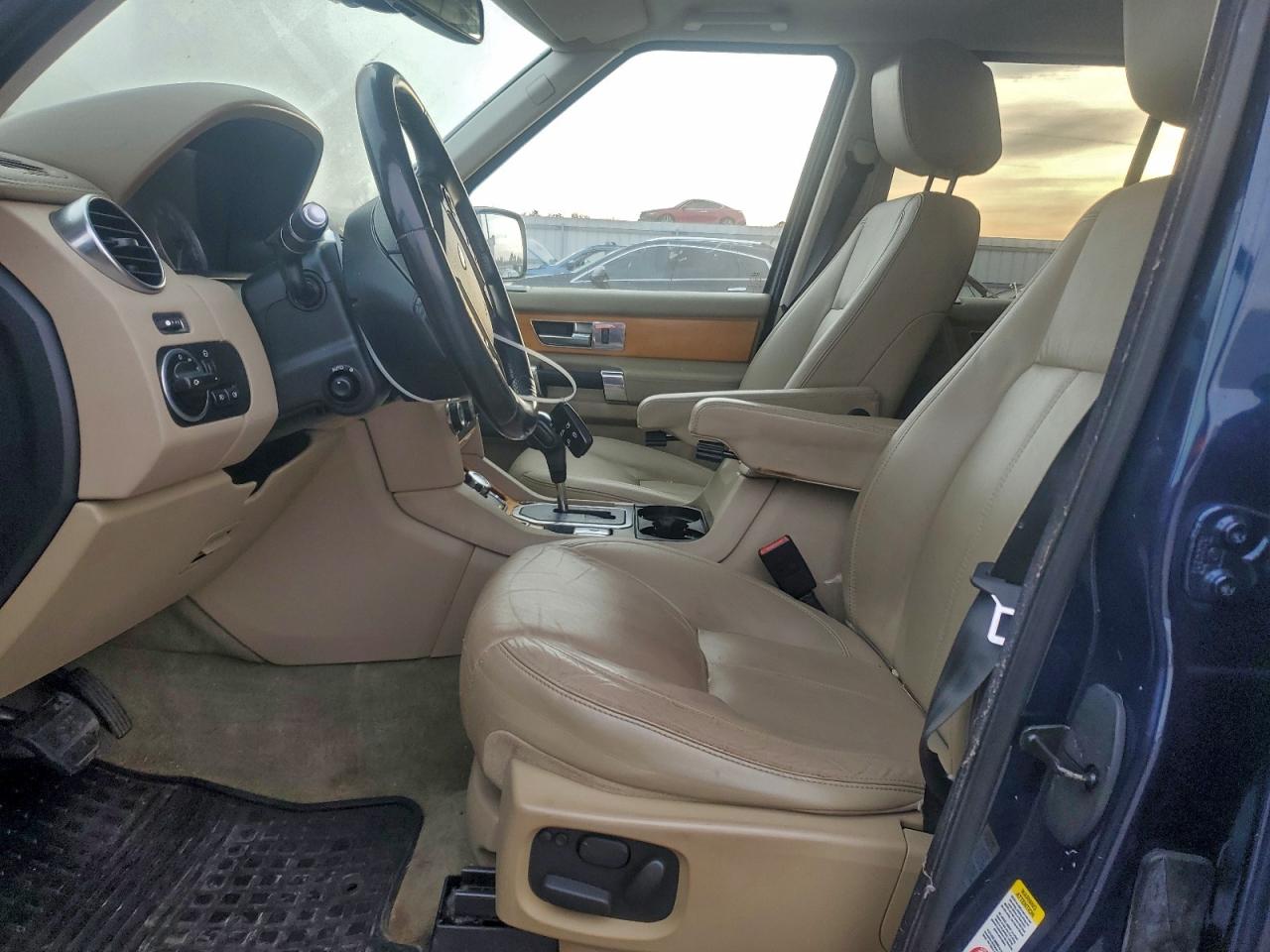 LAND ROVER LR4 HSE LUXURY