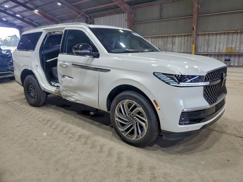 2025 LINCOLN NAVIGATOR #3303744427