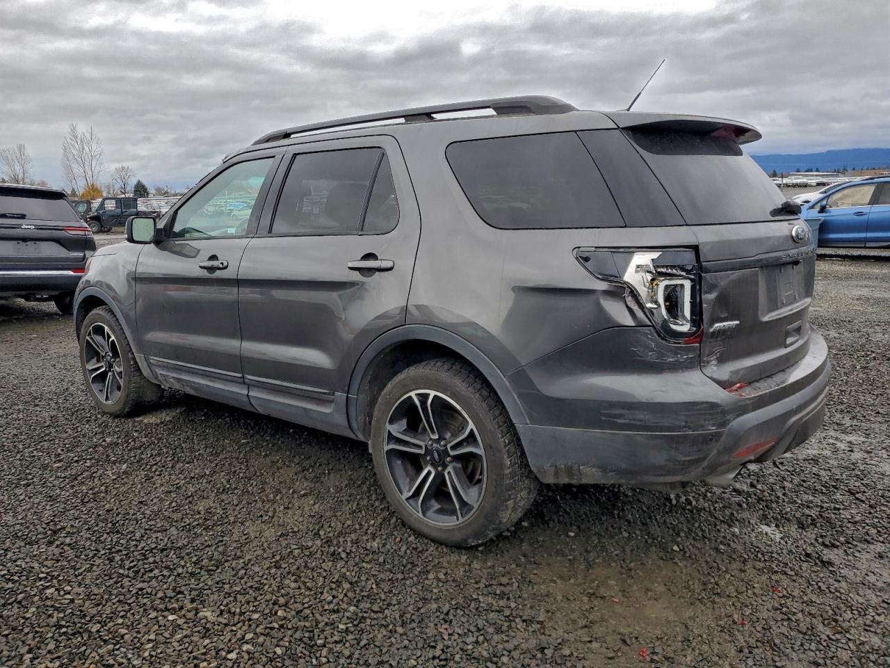 FORD EXPLORER SPORT