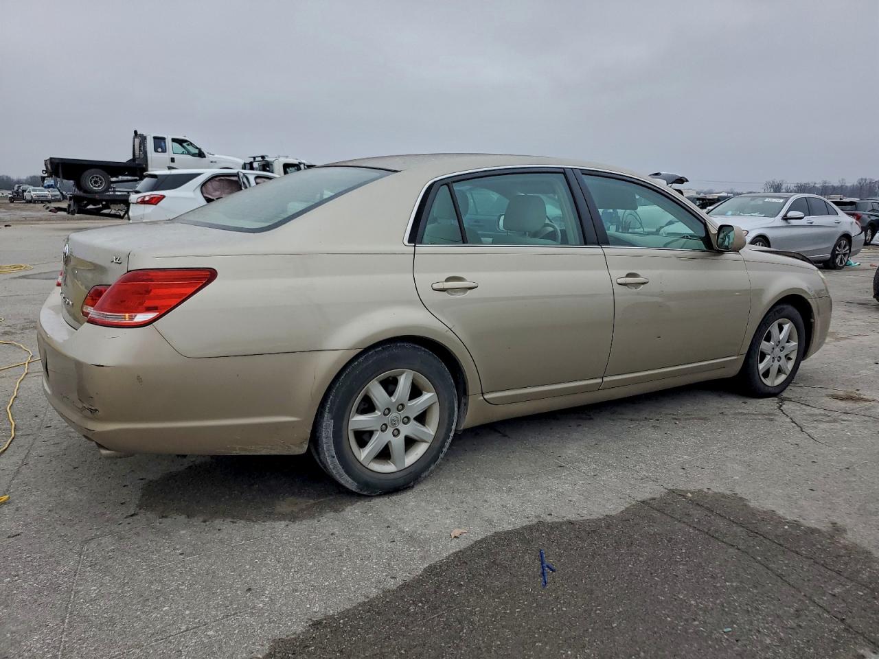Lot #3316080264 2006 TOYOTA AVALON XL
