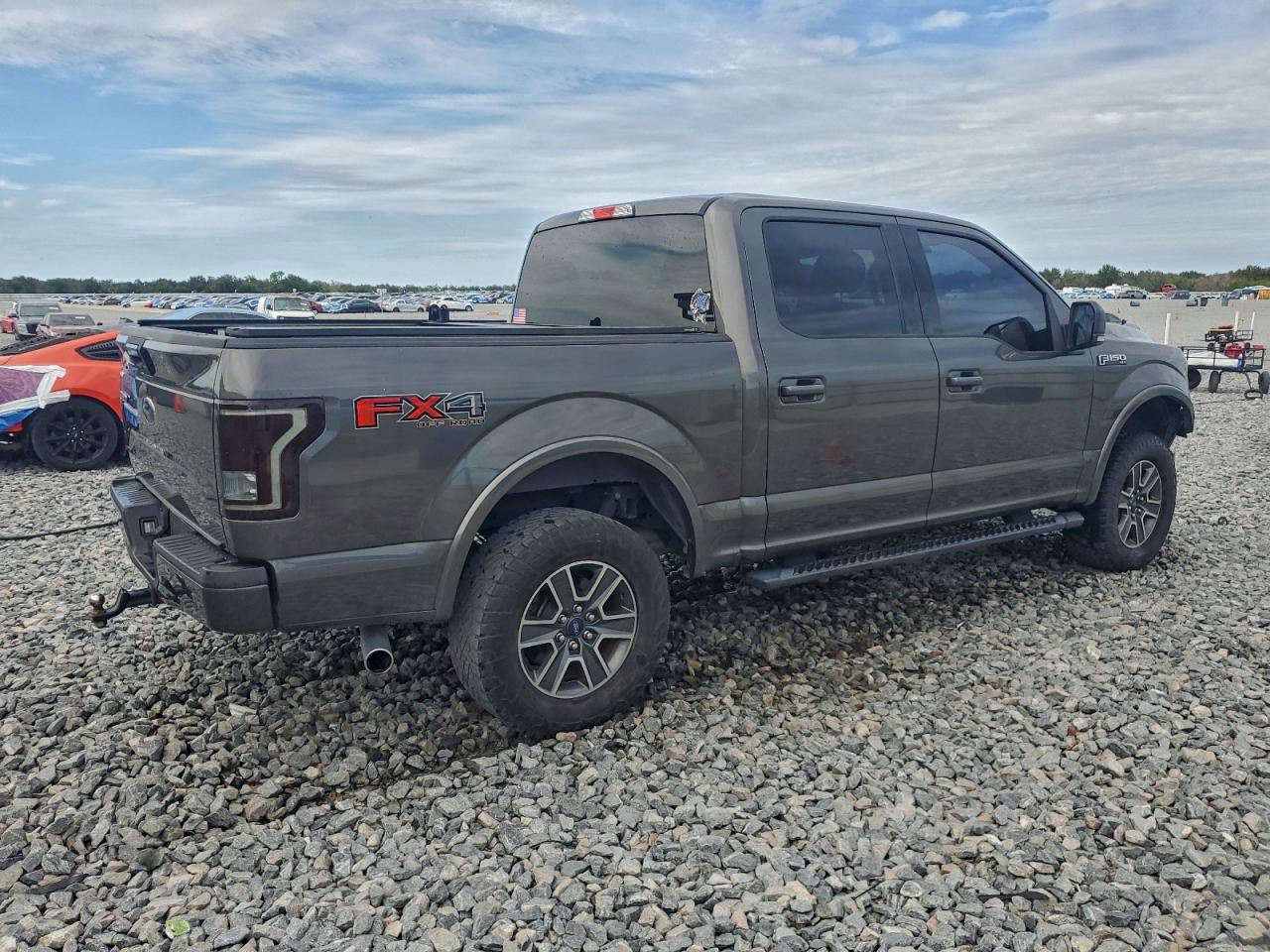 FORD F-150 SUPERCREW
