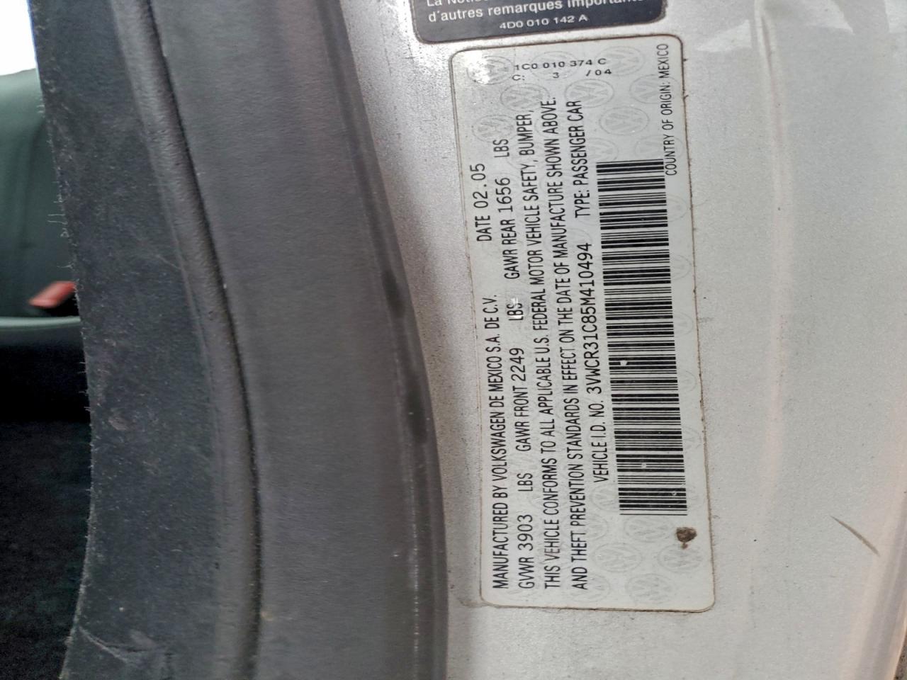 Lot #3308343044 2005 VOLKSWAGEN NEW BEETLE