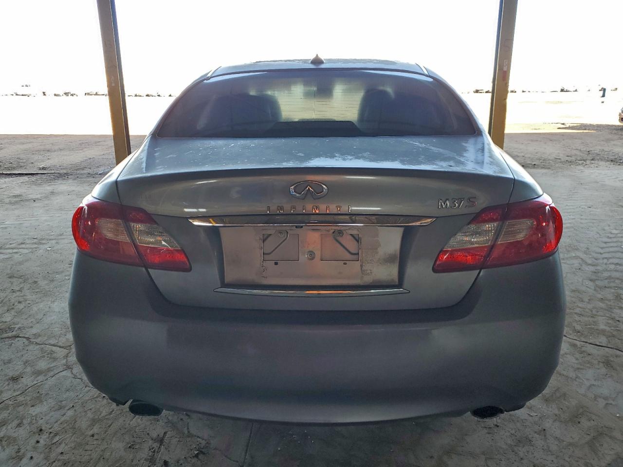 INFINITI M37