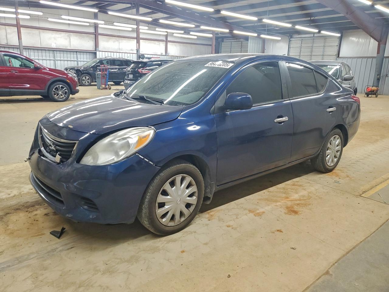 NISSAN VERSA S