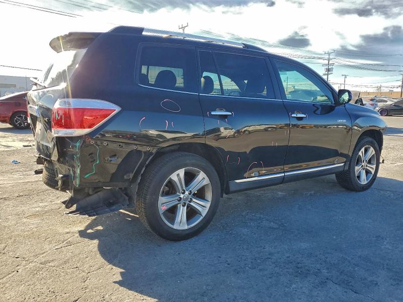2011 TOYOTA HIGHLANDER #3304613450