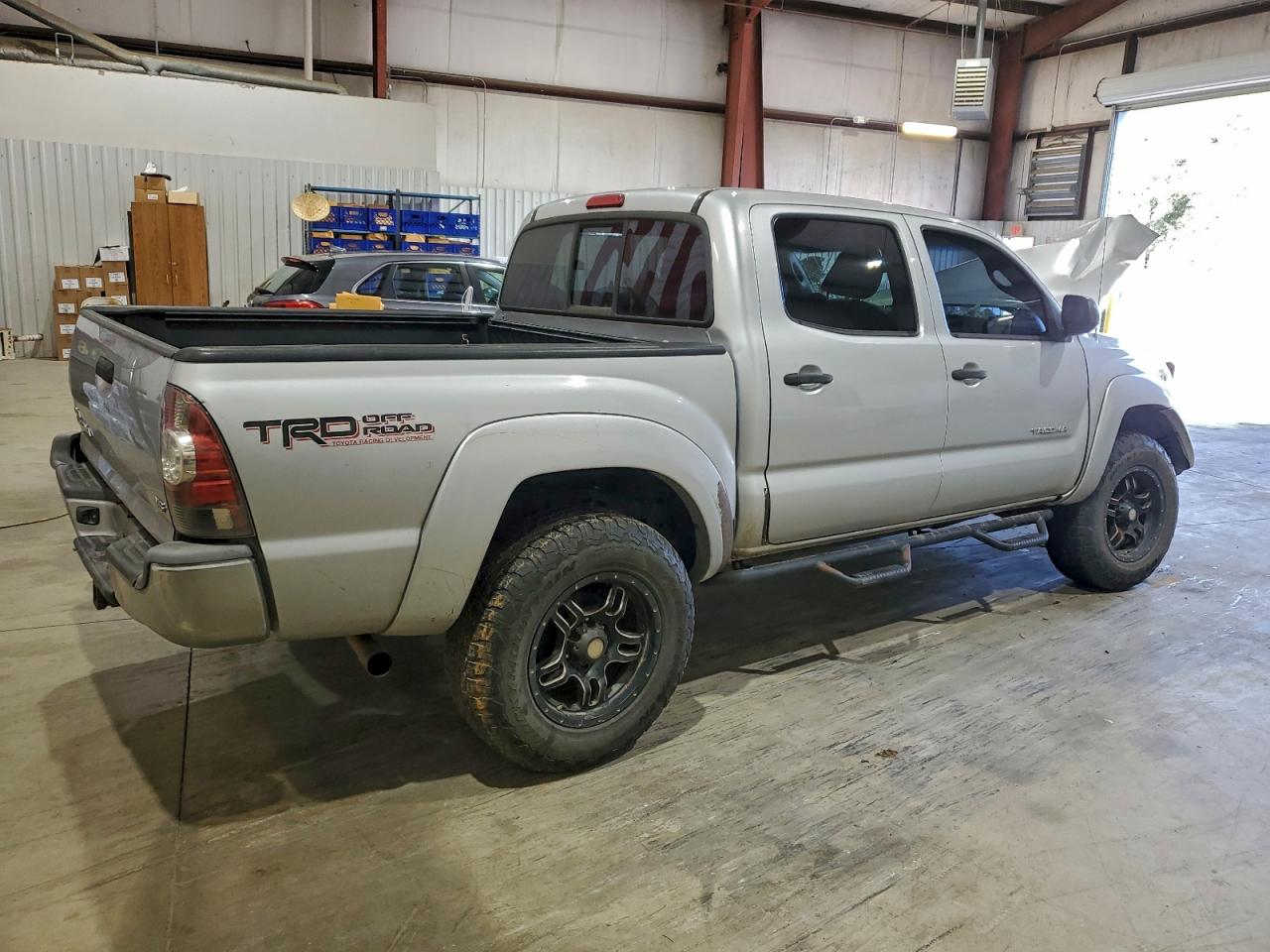 TOYOTA TACOMA DOUBLE CAB