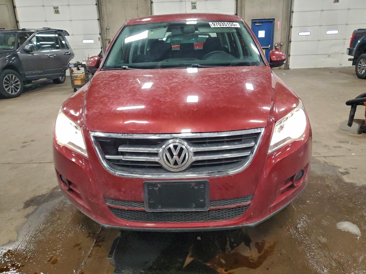 Lot #3317715086 2011 VOLKSWAGEN TIGUAN S